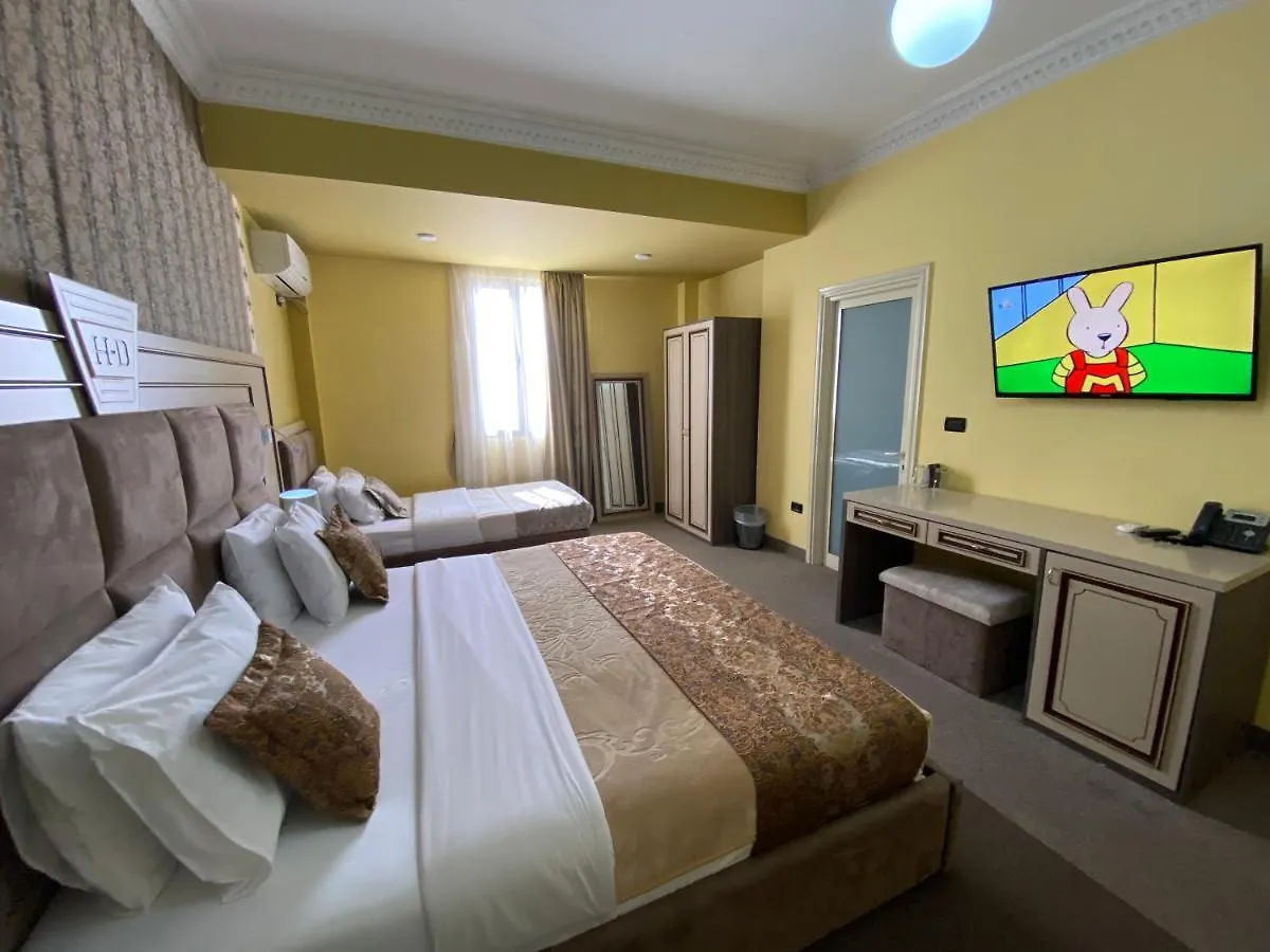 Hotel Deluxe Tirana