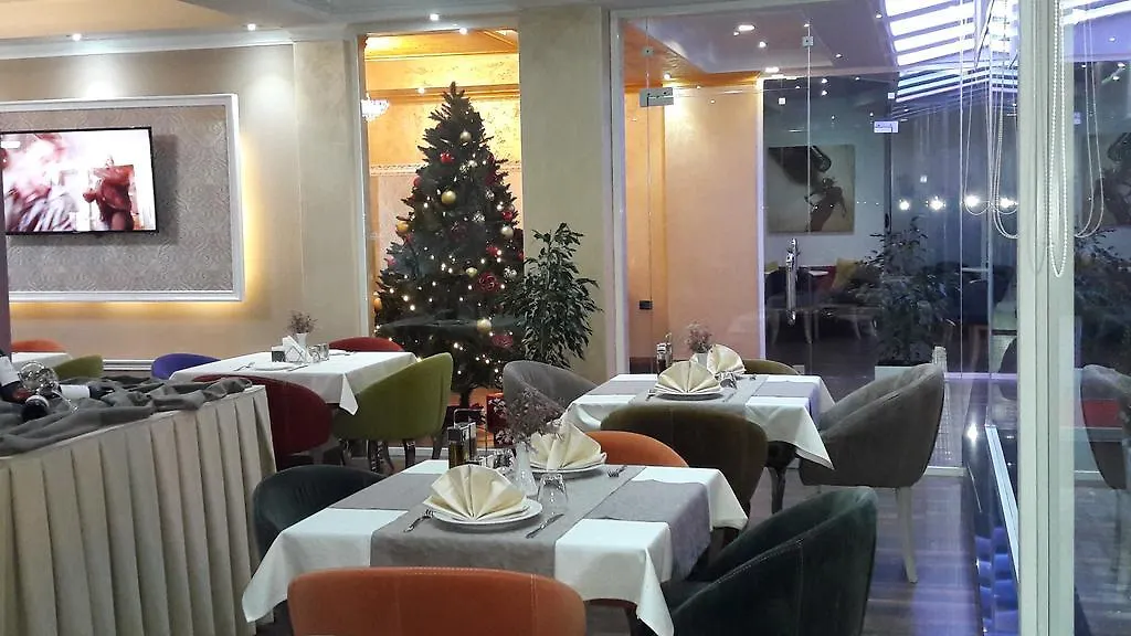 Hotel Deluxe Tirana