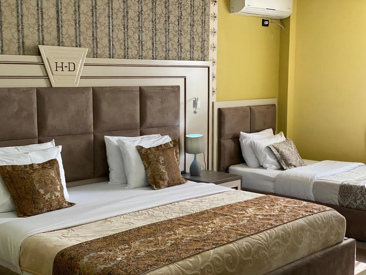 Hotel Deluxe Tirana