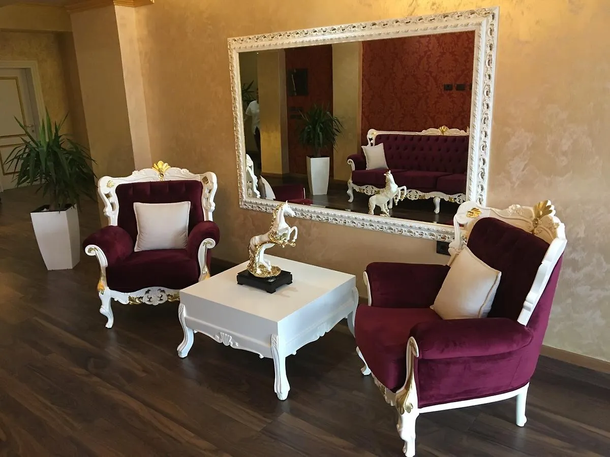 Hotel Deluxe Tiran