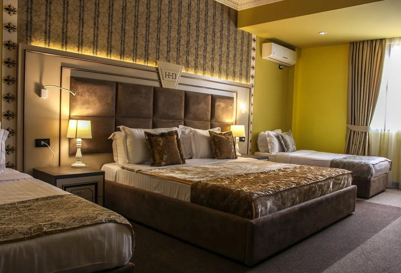 Hotel Deluxe Tiran