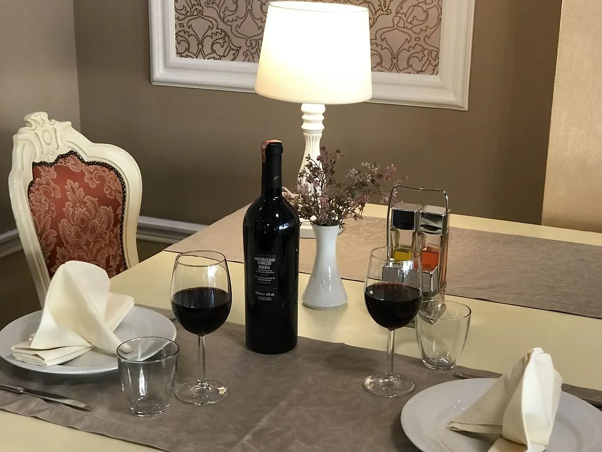 Hotel Deluxe Tiran