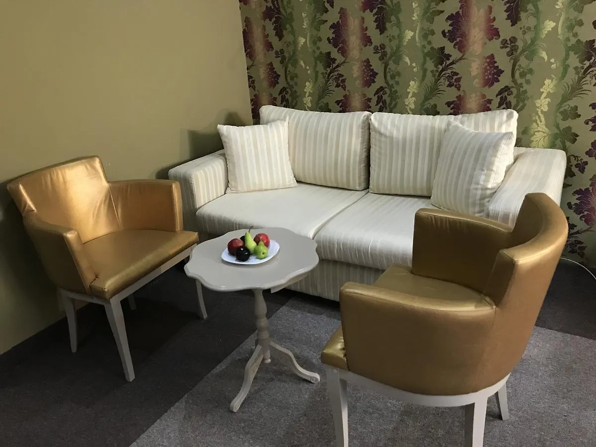 Hotel Deluxe Tiran